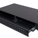 Panel światłowodowy 19″ 1U, front 24x SC duplex,  wysuwany, pusty